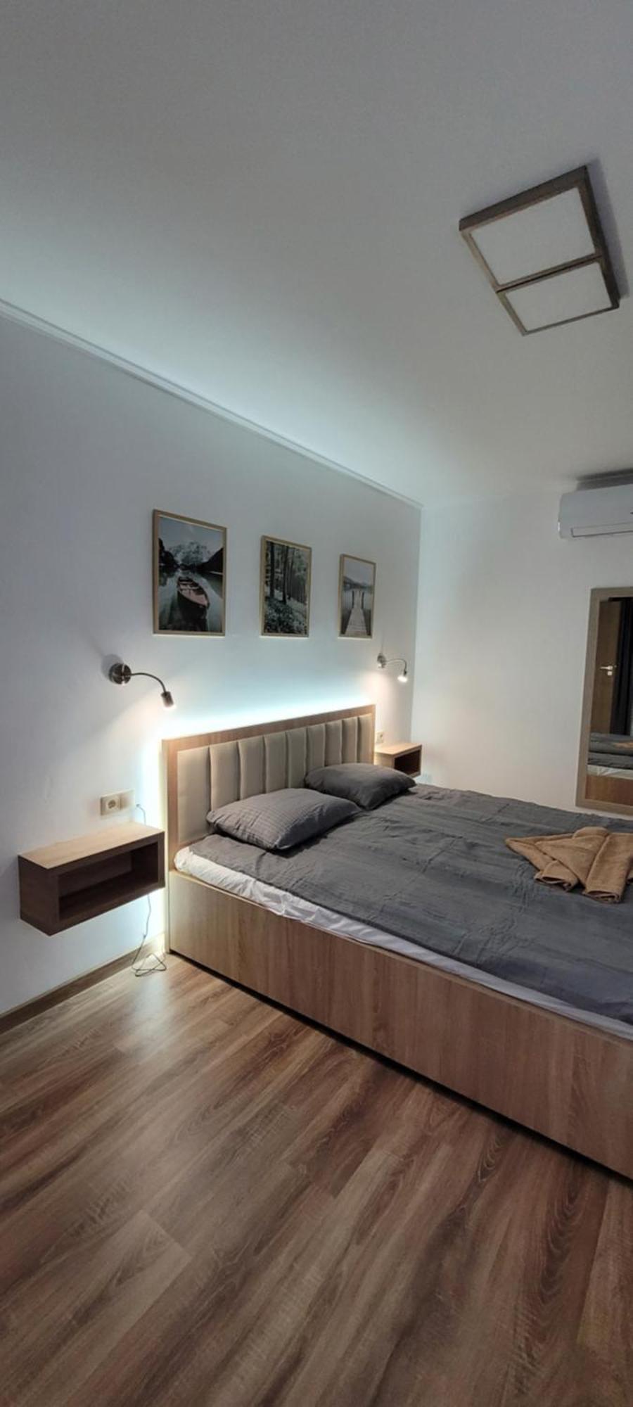 Csaladi Kikoeto Apartman Gyula Zewnętrze zdjęcie