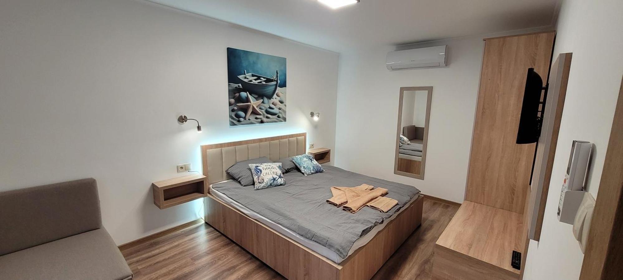 Csaladi Kikoeto Apartman Gyula Zewnętrze zdjęcie