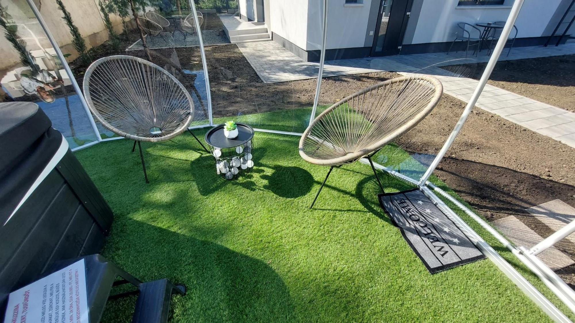 Csaladi Kikoeto Apartman Gyula Zewnętrze zdjęcie
